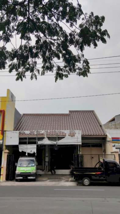 DI JUAL RUMAH USAHA KEDUNG COWEK KENJERAN SURABAYA