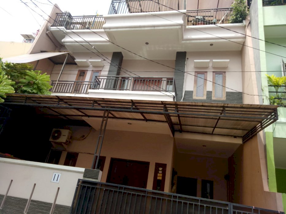 DI SEWAKAN KOSTAN STRATEGIS DAN MURAH DI PULOGADUNG JAKARTA TIMUR