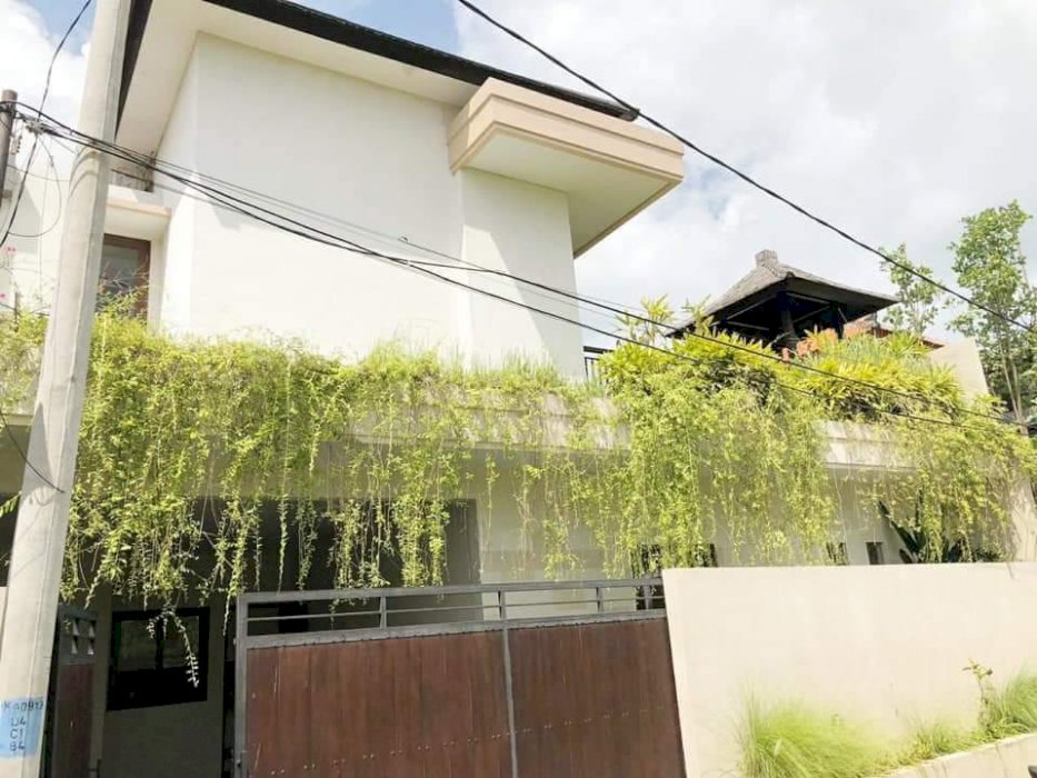 For Sale Villa 3BR at Seminyak