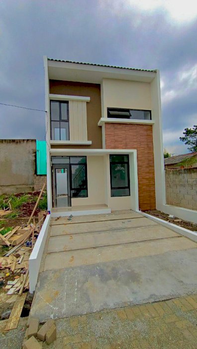 rumah mewah dan cantik dekat tol