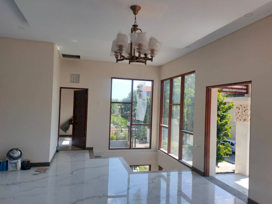 Dijual rumah baru minimalis RENON Denpasar BALI