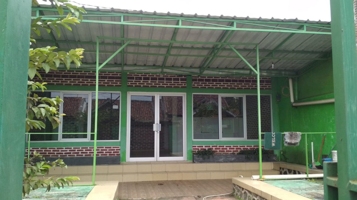 DIJUAL, Rumah Usaha Di Sumedang Utara Perum Jatihurip Kota SMDG