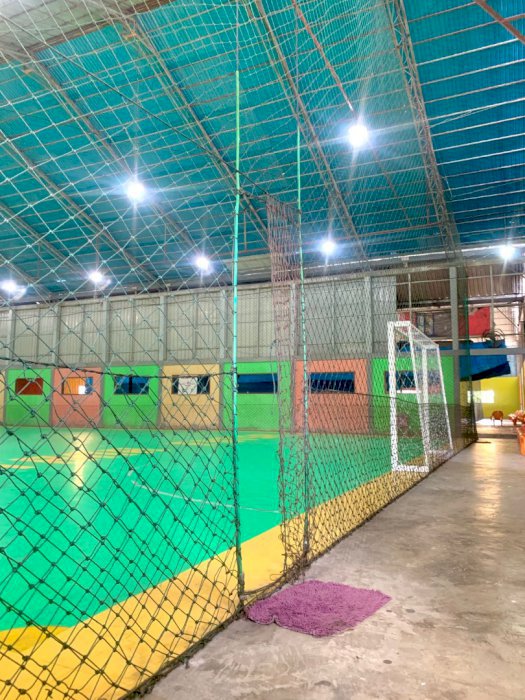 Dijual Lap. Futsal, Lap. Badminton, beserta rumah