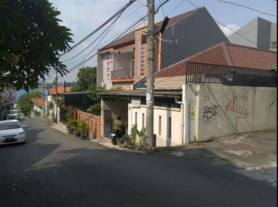 Rumah dijual di Jalan Gunuk Raya No. 22 Poltangan Ps Minggu Jak-Sel