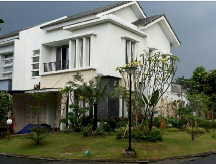 Dijual Rumah Cantik Pondok Hijau Golf Gading Serpong Cluster Topaz