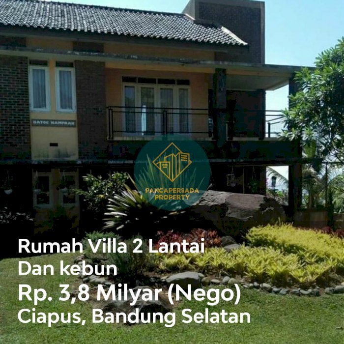 VILLA 2 LANTAI BESERTA KEBUNNYA