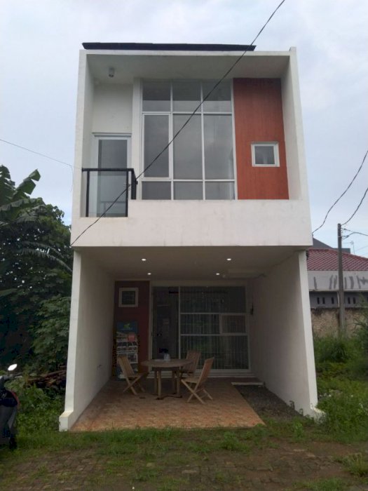 Town House Syariah 500 m ke Stasiun LRT Tersedia 1 Unit Siap Huni di