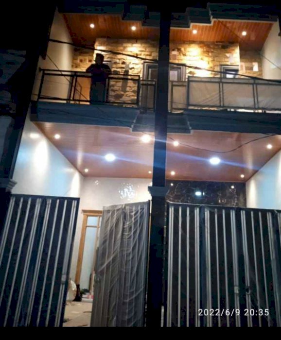 Rumah baru minimalist modern tanah merah sby utara bisa buat usaha