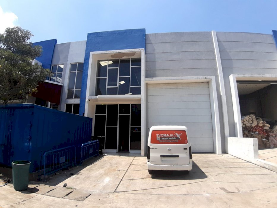 Gudang Bizpark Kranji Siap Pakai dengan Luas 12x30 360m2 Bekasi