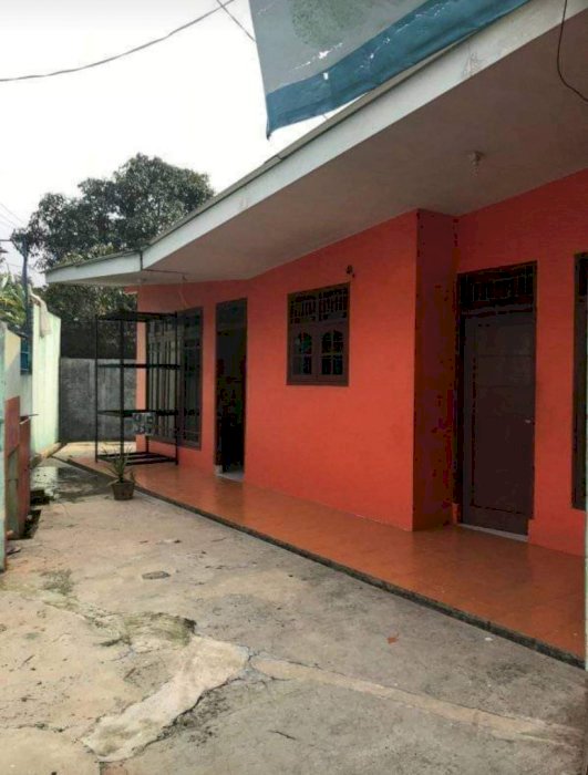 Rumah + Toko Bahan Bangunan,Lokasi Strategis Daerah Pamijahan Bogor