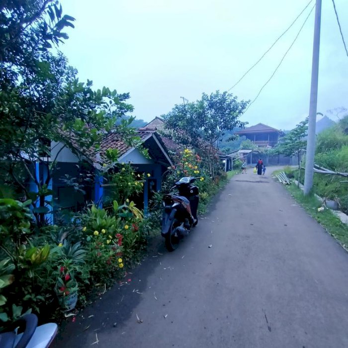 Di Jual Rumah murah,lokasi dekat camp hulu cai resort,cocok untuk