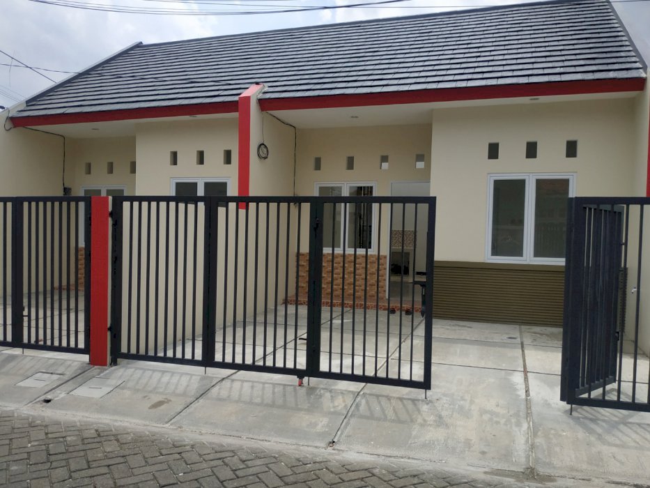 Rumah baru siap huni disamping jakarta bisa KPR