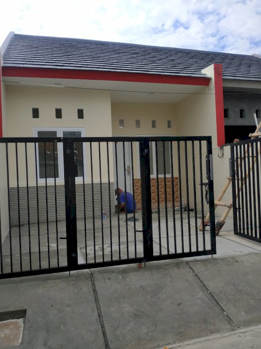 Rumah baru readystock didepan Graha Raya pinang Ciledug