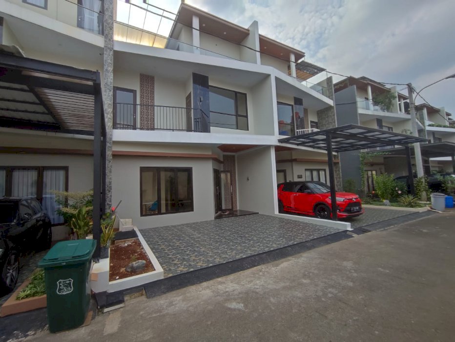 Cluster mewah dekat tol Jatiasih Bekasi