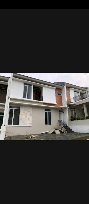 Rumah siap huni langsung pindah ga pake lama