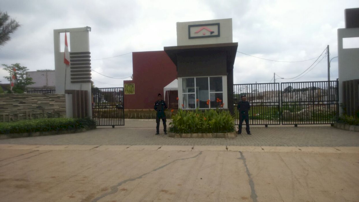 DI jual rumah cluster agung indah