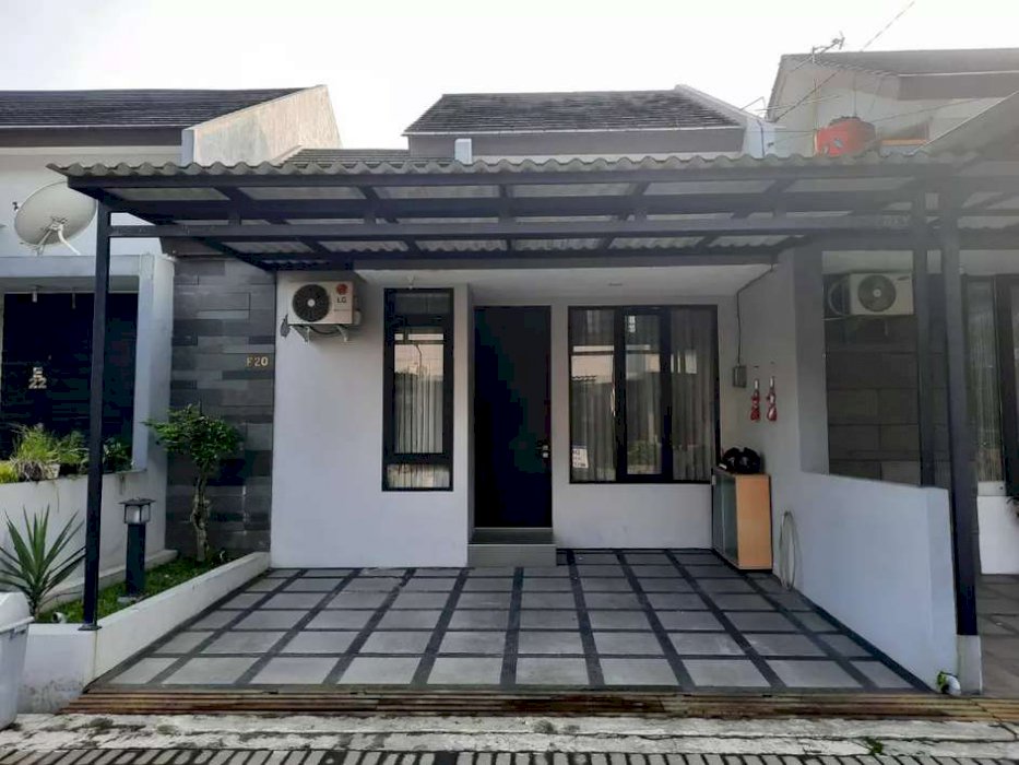 Dijual Rumah Komplek Kopo Shafira Residence