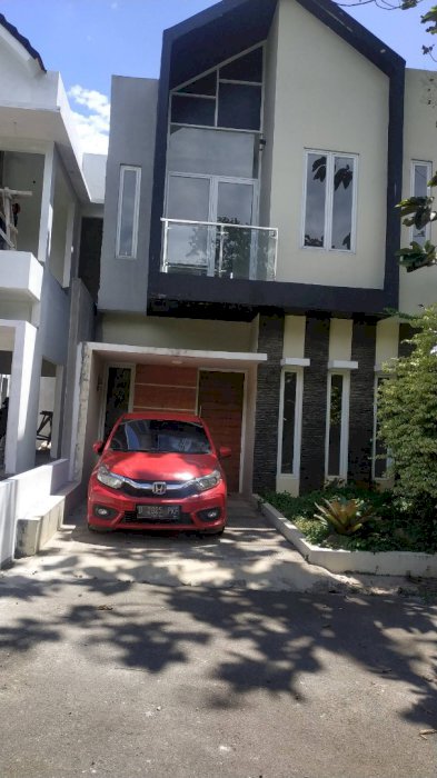 Rumah murah 2 lantai di Leuwinanggung Dp Hanya 20 juta langsung akad