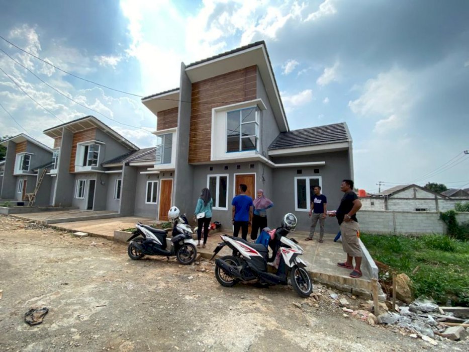 RUMAH LANTAI 2 STRATEGIS KAWASAN INDUSTRI TANPA DP