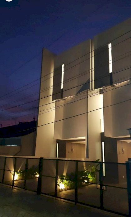 Dijual Rumah Modern @  Sutorejo Surabaya - Arsitektur Istimewa