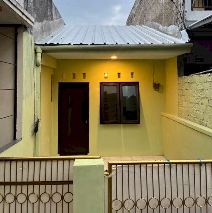 RUMAH SEMI MINIMALIS DEKAT KAMPUS DAN AKSES TOLL PASTEUR