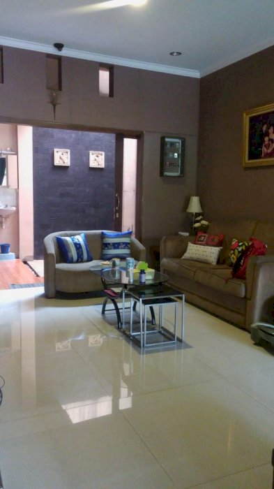 Rumah 2 lantai di RMM