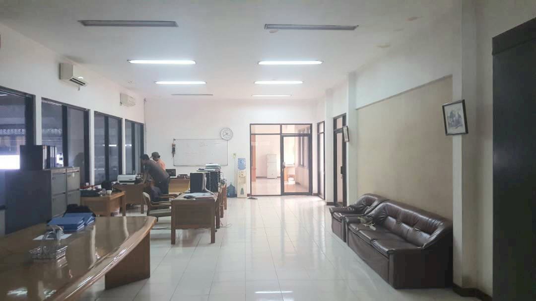 JUAL GUDANG + KANTOR JALAN RAYA TROSOBO, SIDOARJO JAWA TIMUR