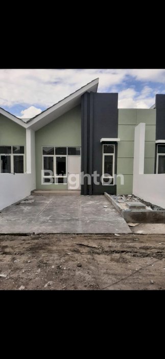 RUMAH ADA 4 UNIT DI GREEN MANSION BANJAR KEMUNING JUANDA SIDOARJO BARU