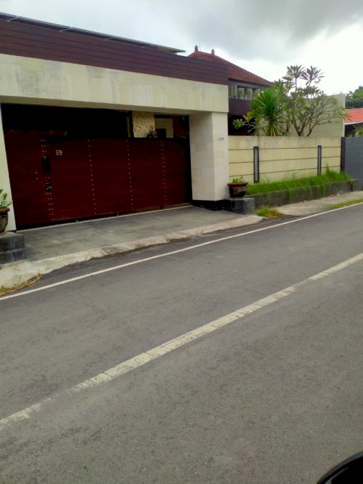 Dijual rumah mewah Renon Denpasar Bali  BUC pusat kota
