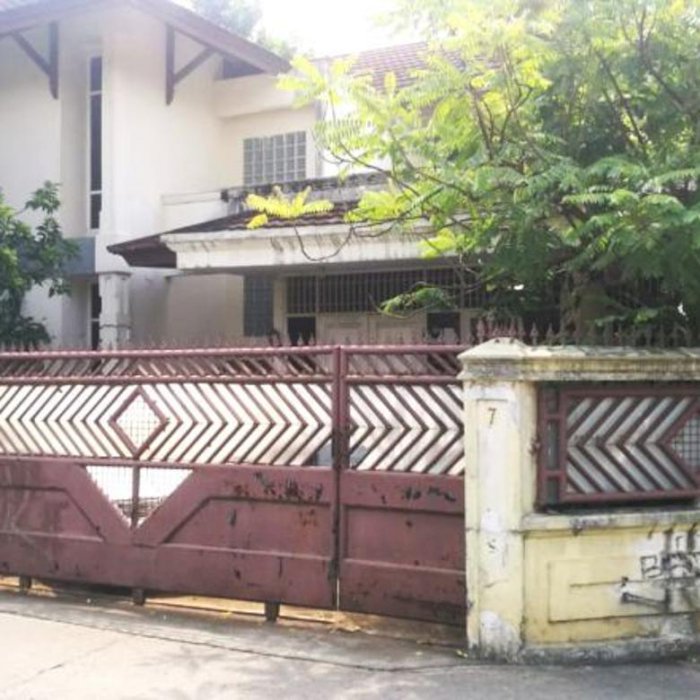 [88A8D6] Jual Rumah 6 Kamar 325m2 - Cinere, Depok Kamar Tidur