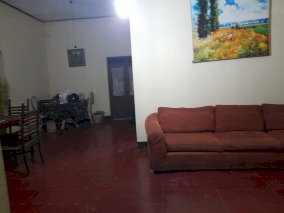 DIJUAL TANAH DAN BANGUNAN