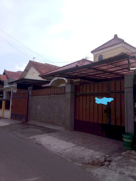 RUMAH MEWAH BARAT KEDIAMAN JOKOWI SUMBER