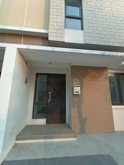 Dijual Rumah Baru di Serpong, Tangerang