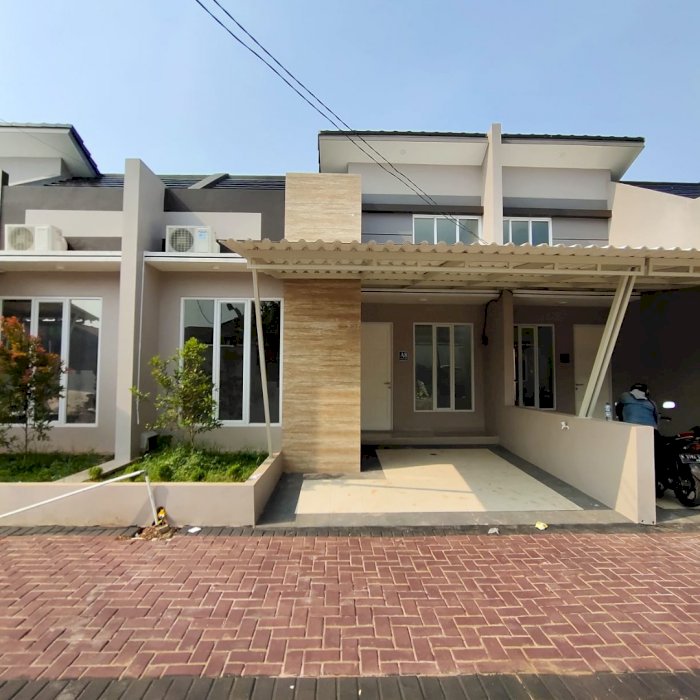 Rumah Modern dengan Ceiling Tinggi Bisa DP 0% Nempel Villa Pamulang