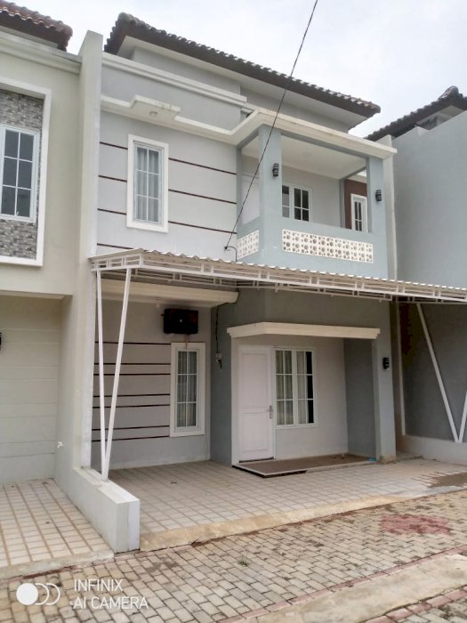Dipasarkan Rumah 2 Lantai Premium Siap Huni