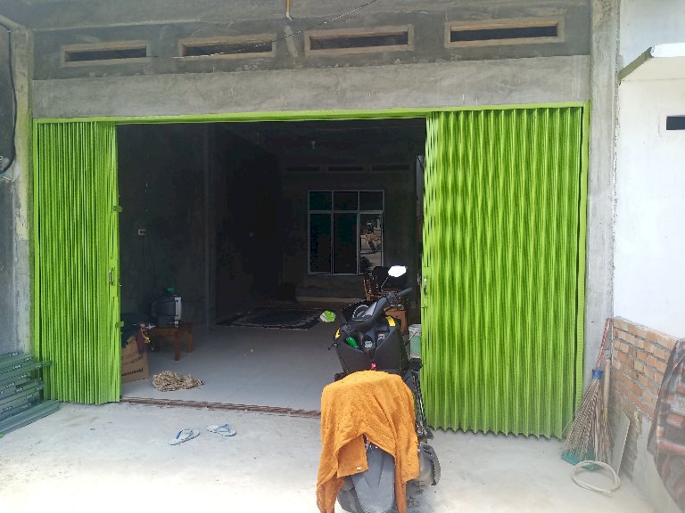 DIJUAL KIOS 1 LANTAI UKURAN 12Ã—4,5 M.JLN CIPTA KARYA UJUNG,PKU