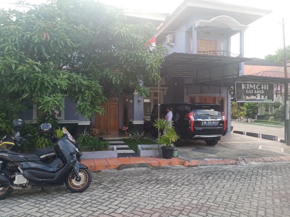 Dijual Rumah 2 Lantai Tpe 300 m2 jl KH Nasution Pekanbaru Kota