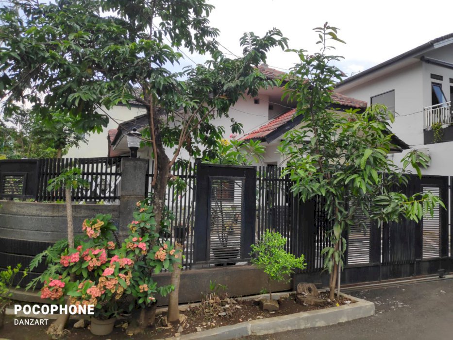 Rumah Mewah Terawat di Cileunyi Bandung