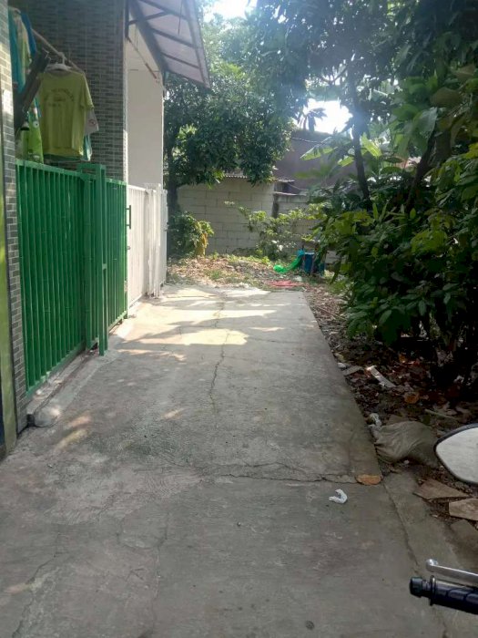 Tanah di jalan Guru kojar Ceger Jurangmangu Barat Tangerang Selatan