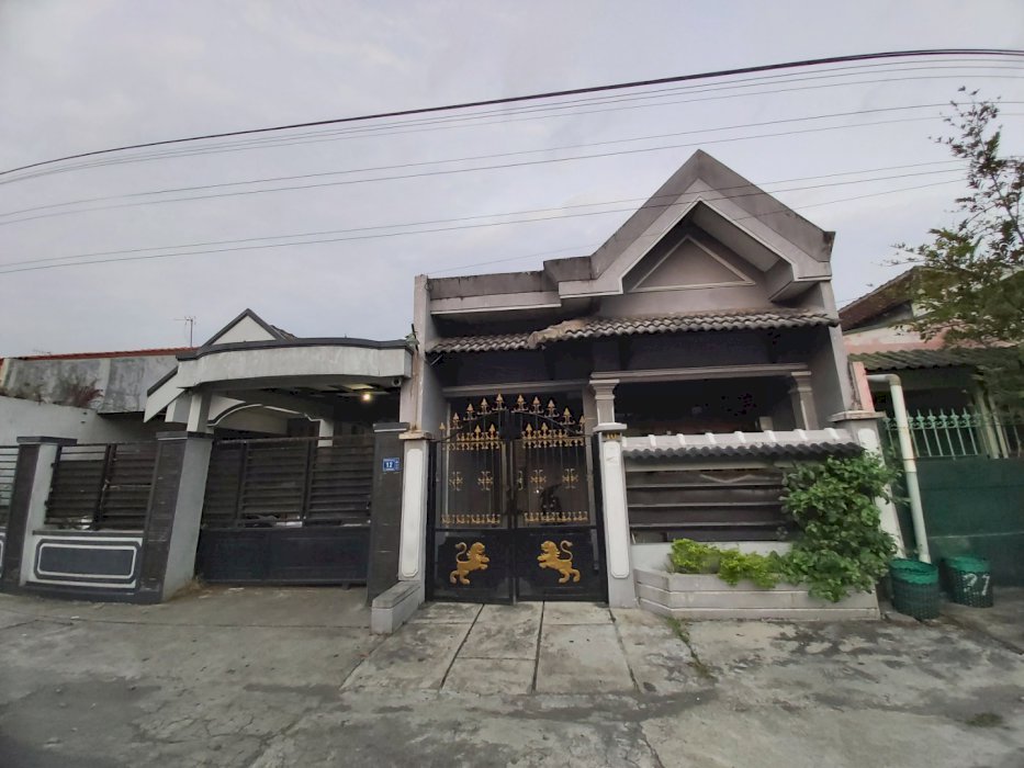 Rumah Murah Bagus Sekali di Jl. Puntodewo Cemani Solo