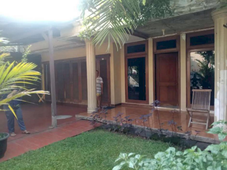 Rumah dkt PT Pharos Kebayoran Lama