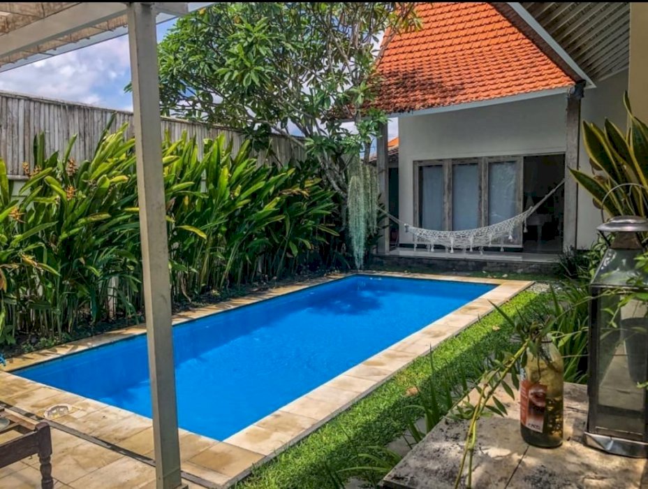 Dijual villa TUMBAK BAYUH Canggu Bali .. kongguan..