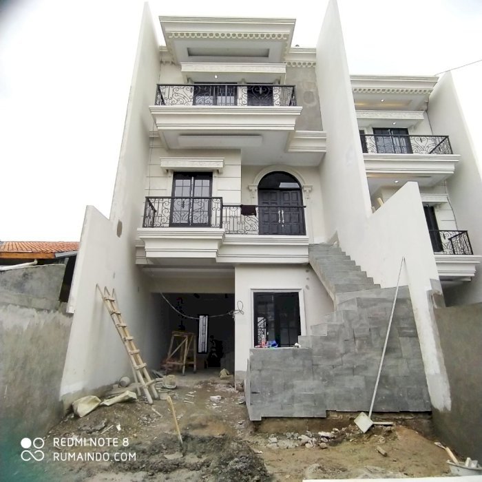 Rumah Cluster KAV.B Dekat Mall Kalibata Pasar Minggu Jakarta Selatan