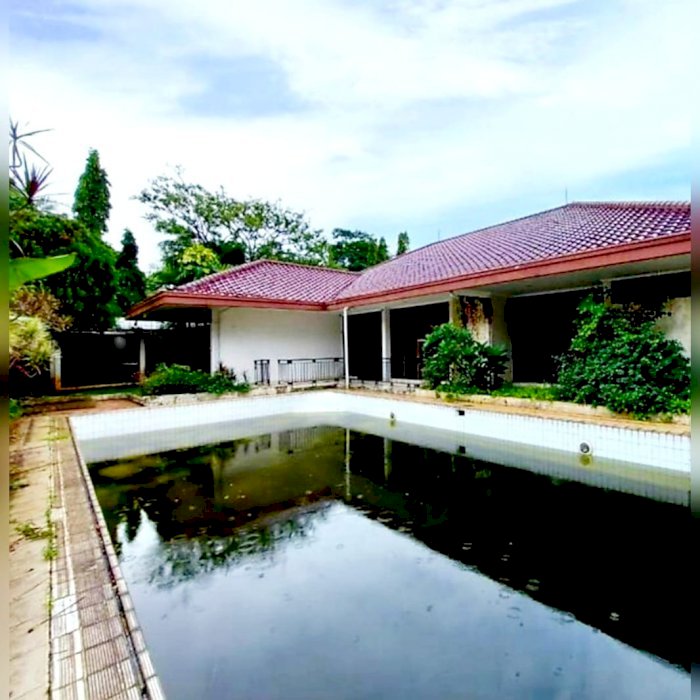 Rumah Lama Harga Mepet N J O P Lokasi Elit Jl. Patra Kuningan, Jakarta