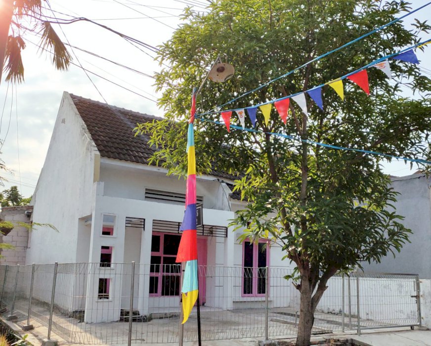 Rumah Hook Di Western Benowo