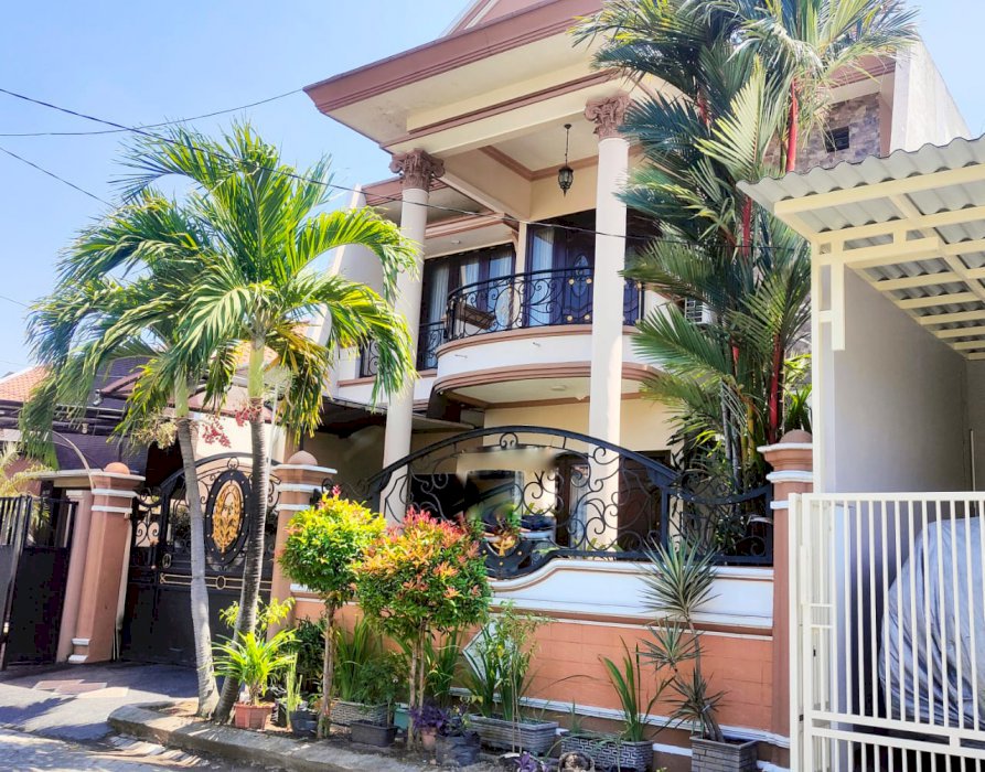 Rumah Classic Semi Furnished