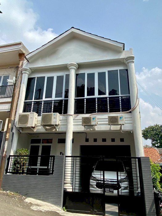  Rumah Kantor di Jln Durian Raya Jagakarsa Jakarta Selatan