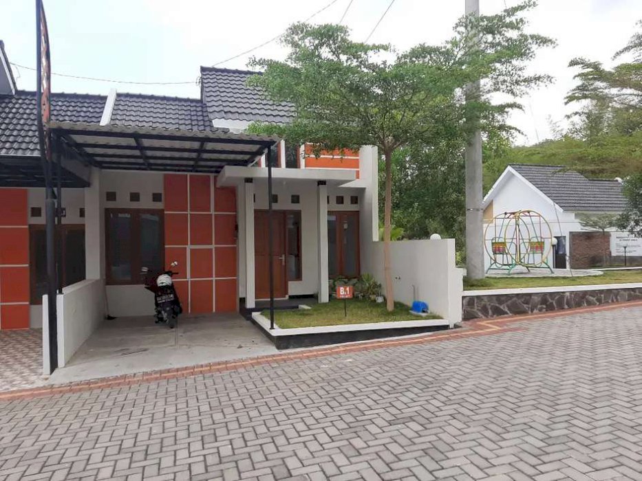 Promo Rumah Murah di kota wonogiri dengan jalan utama 11 meter