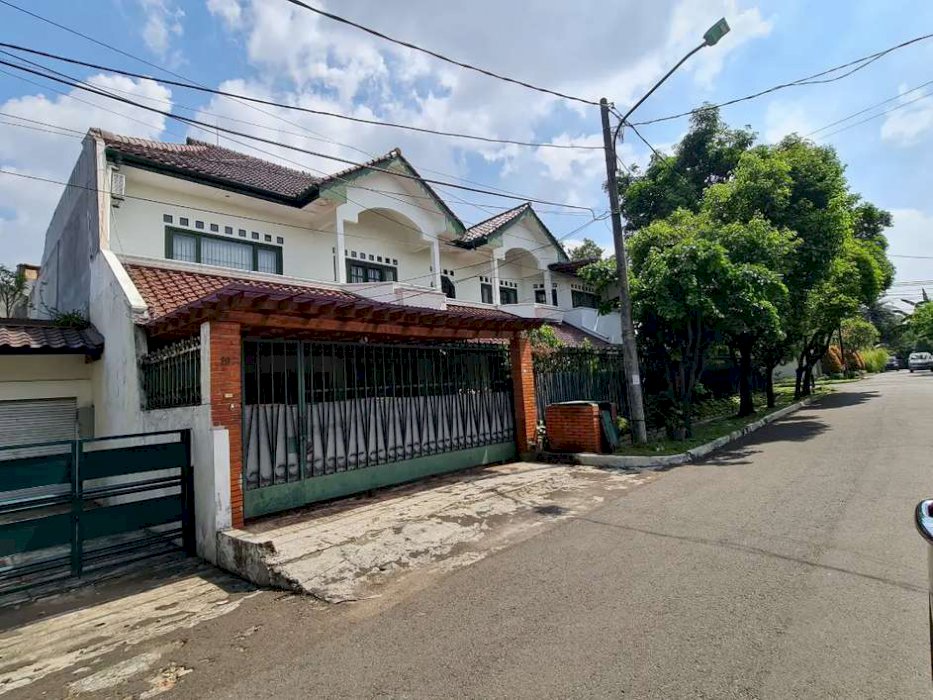 Rumah huk asri tenang dan jarang ada dan bebss bnjr