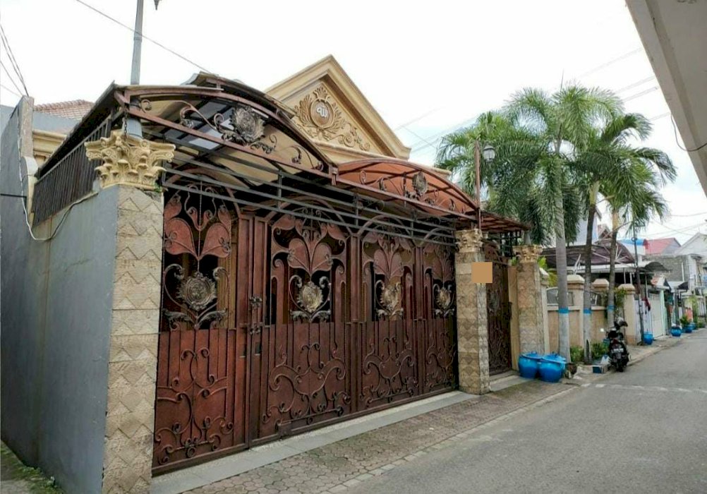 Rumah Induk + Kost Aktif Murah